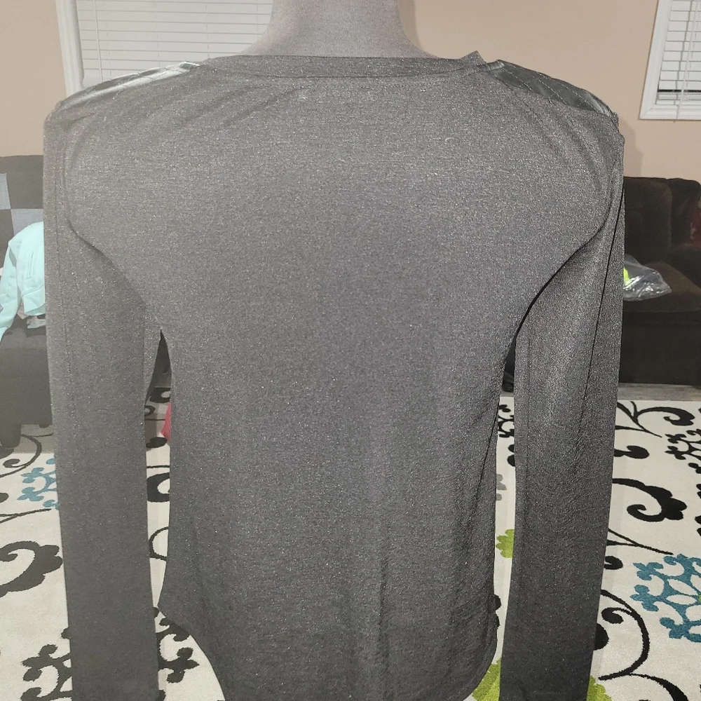 Zara blouse size S - Picture 2 of 2